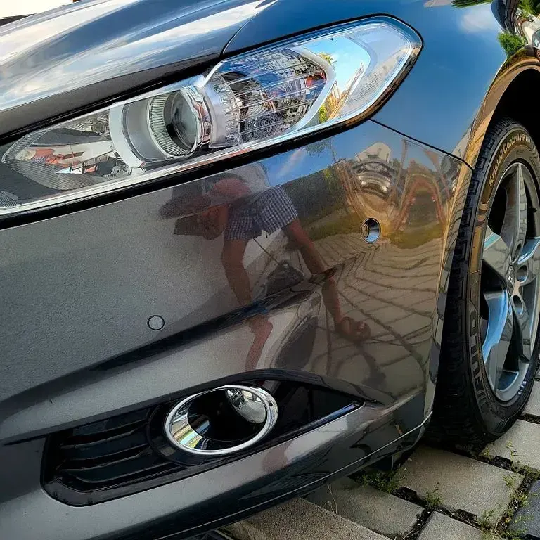 Gebraucht Ford Mondeo 140 PS (102 kW) 2018 Grau Limousine