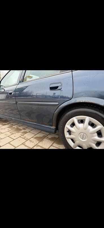 Gebraucht Opel Vectra 101 PS (74 kW) 2001 Blau Kombi