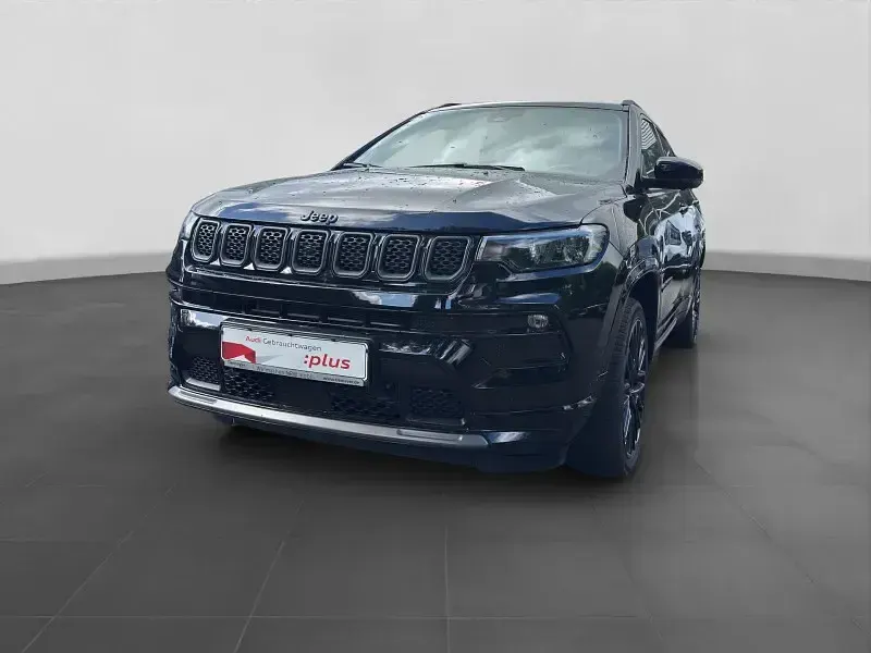 Gebraucht Jeep Compass 241 PS (177 kW) 2022 Schwarz SUV