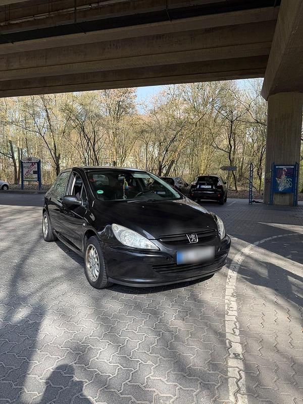Gebraucht Peugeot 307 100 PS (73 kW) 2002 Schwarz Coupé