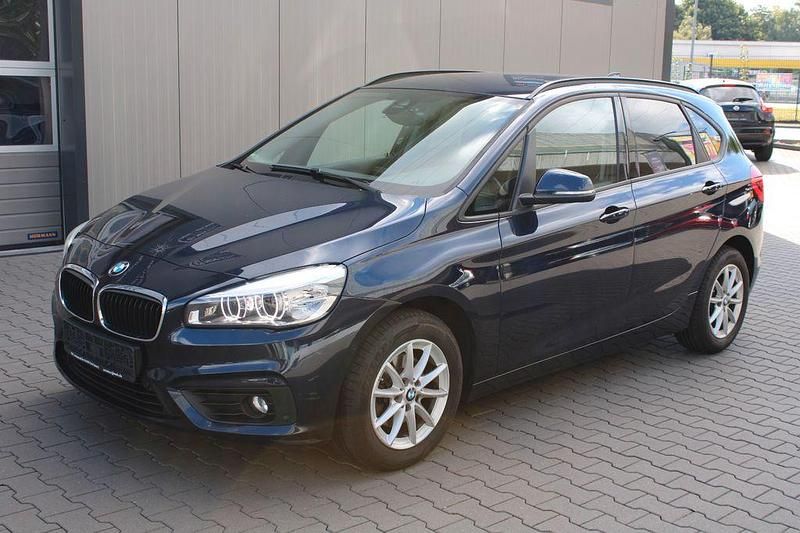 Blau Gebraucht 2016 BMW 216 Active Tourer Advantage Van / Kleinbus | 10.490 € (Fairer Preis) - Bild 1/4