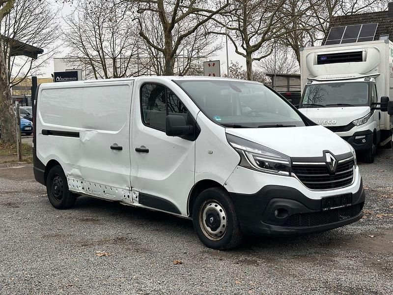 Gebraucht Renault Trafic Komfort 120 PS (88 kW) 2020 Weiß Van / Kleinbus