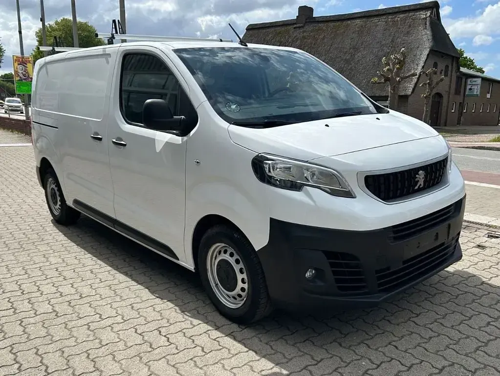 Gebraucht Peugeot Expert Premium 122 PS (89 kW) 2021 Weiß Van