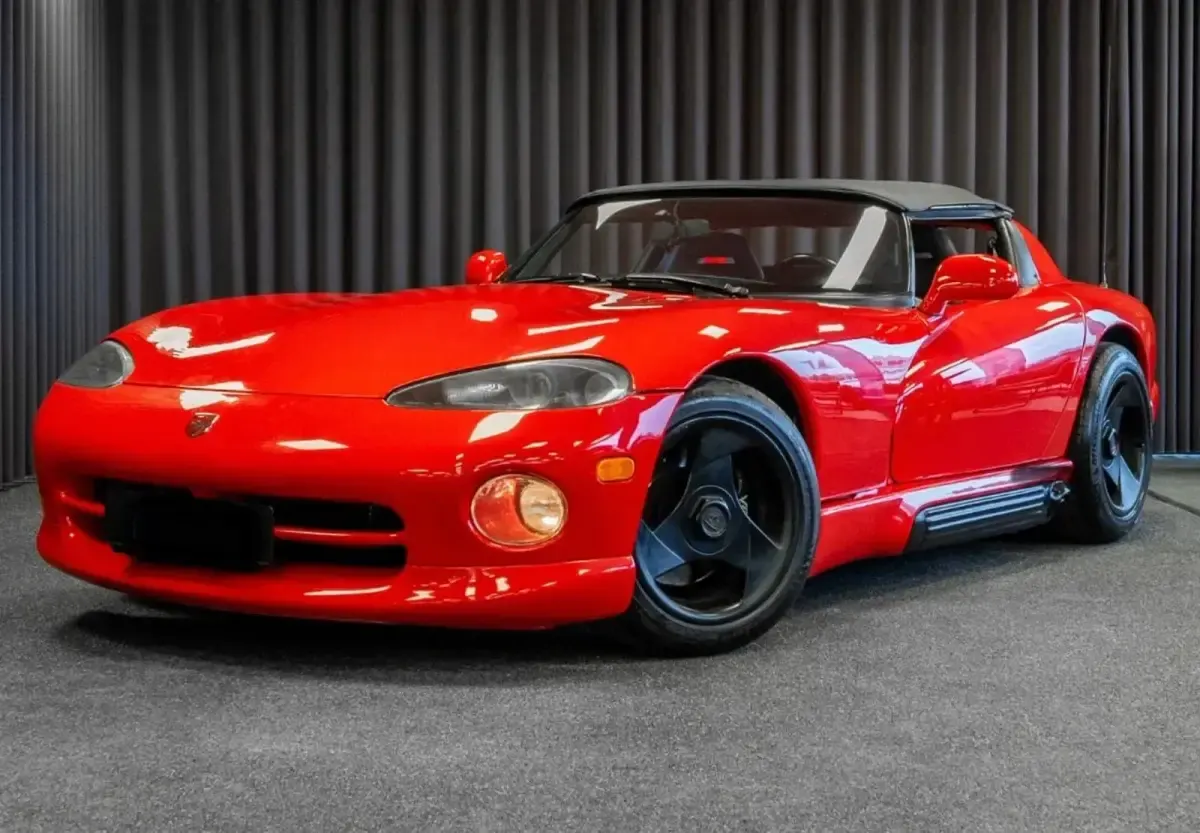 Gebraucht Dodge Viper 415 PS (305 kW) 1992 Rot Cabrio