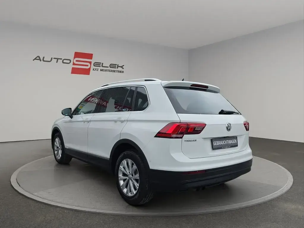 Gebraucht VW Tiguan Comfortline 125 PS (91 kW) 2018 Weiß SUV