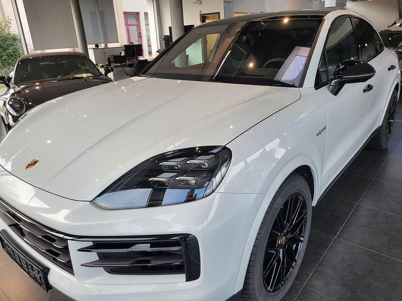 Gebraucht Porsche Cayenne 470 PS (345 kW) 2024 Weiß SUV