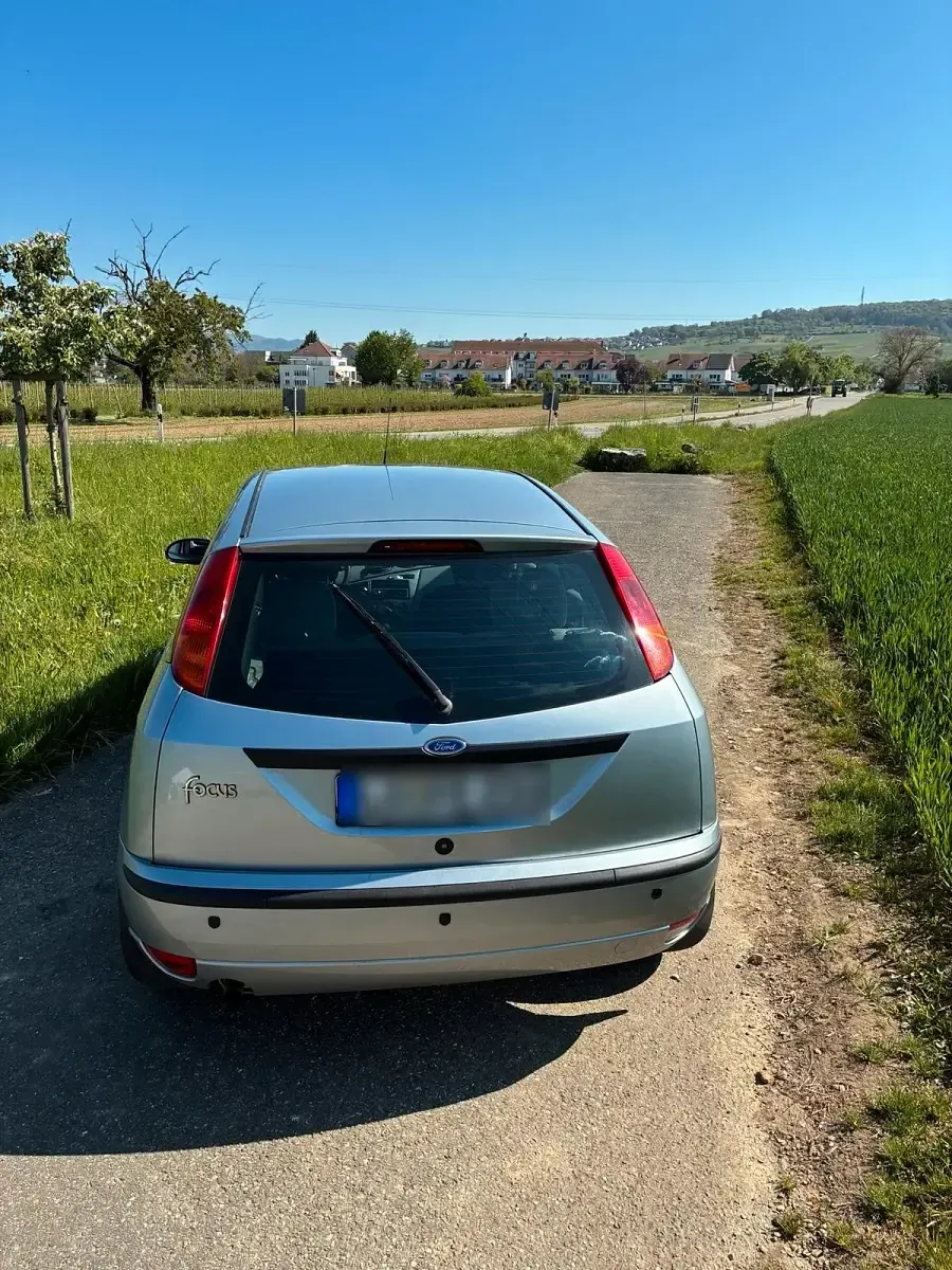 Brugt Ford Focus 75 HK (55 kW) 2002 Grå Stationcar