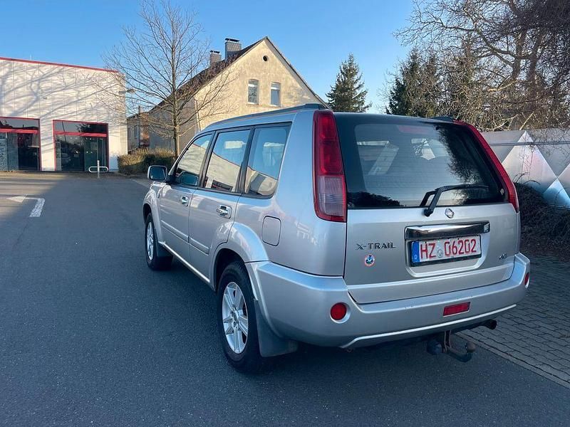 Gebraucht Nissan X-Trail Comfort 136 PS (100 kW) 2007 Silber SUV