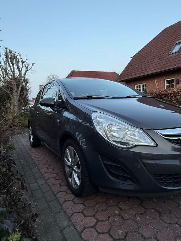 Gebraucht Opel Corsa Active 69 PS (50 kW) 2013 Grau Kleinwagen