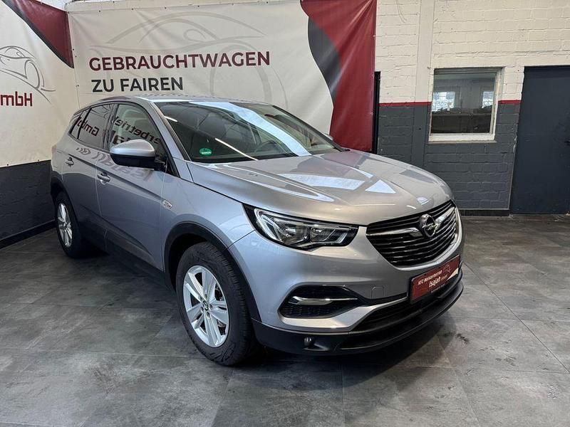 Grau Gebraucht 2019 Opel Grandland X Edition SUV | 13.490 € (Superpreis) - Bild 1/4
