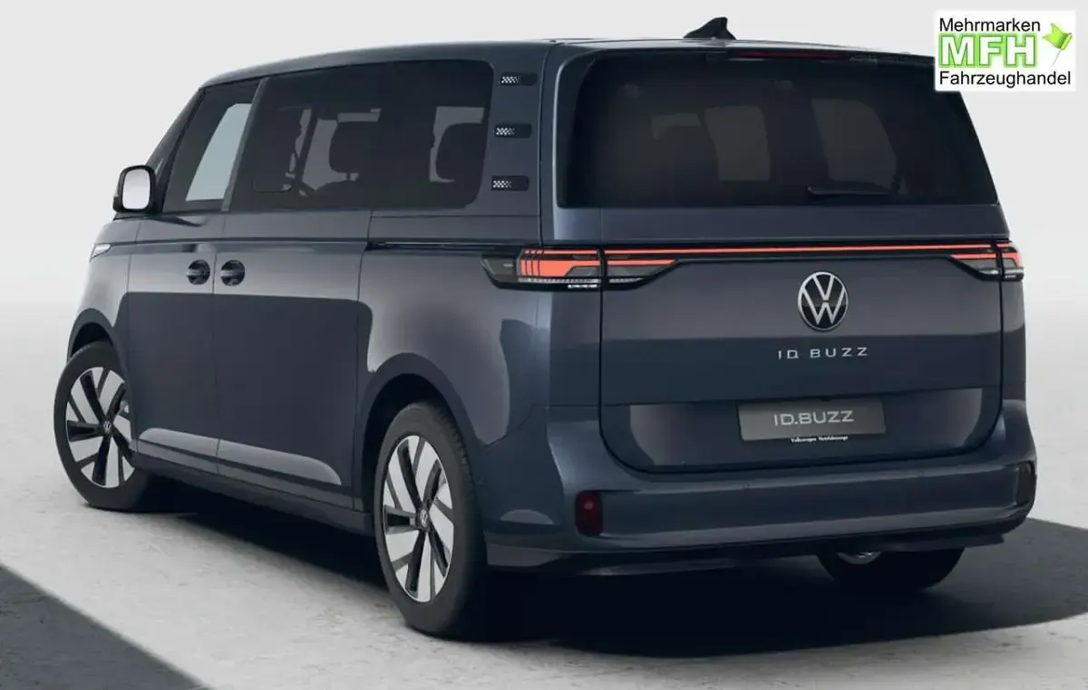 Neu VW ID. Buzz Comfortline 210 kW (286 PS) 2026 Starlight blue Van / Kleinbus