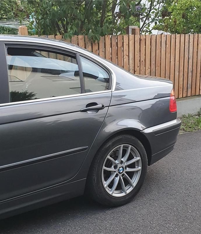 Second-hand BMW 328 193 CP (141 kW) 1999 Gri Berlinǎ