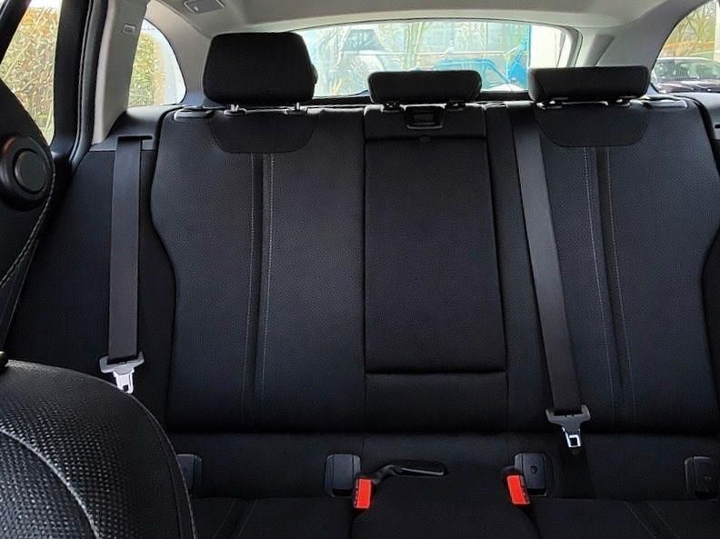 Gebraucht BMW 318 150 PS (110 kW) 2017 Grau Kombi