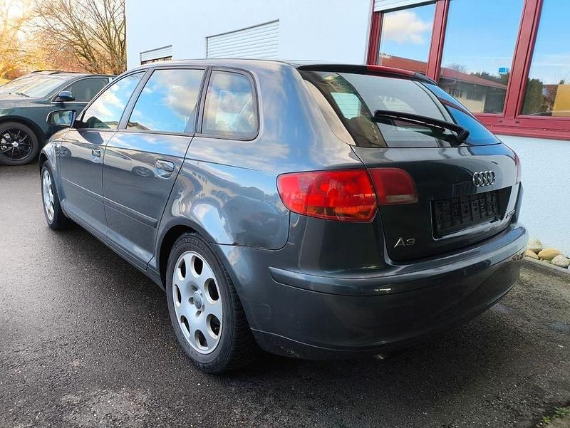 Gebraucht Audi A3 Sport 140 PS (102 kW) 2008 Grau Limousine
