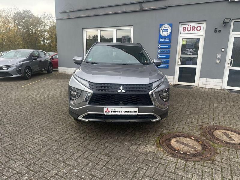 Gebraucht Mitsubishi Eclipse Cross Edition 98 PS (72 kW) 2021 Grau SUV