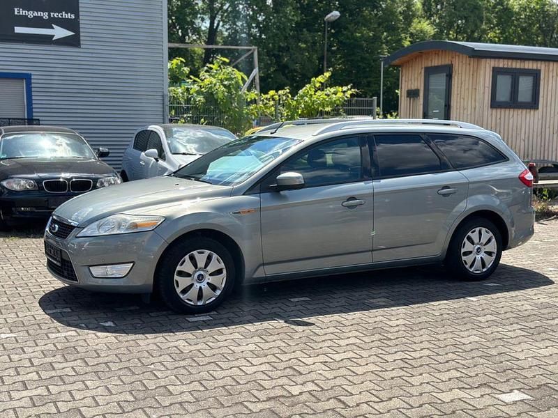 Grau Gebraucht 2009 Ford Mondeo Trend Limousine | 2.900 € (Guter Preis) - Bild 1/4