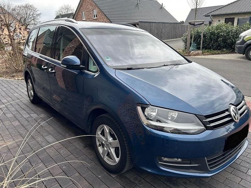 Gebraucht VW Sharan Highline 150 PS (110 kW) 2017 Blau Van / Kleinbus