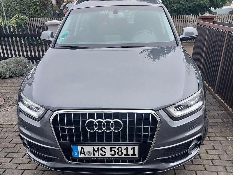 Grau Gebraucht 2014 Audi Q3 SUV | 11.990 € (Superpreis) - Bild 1/4