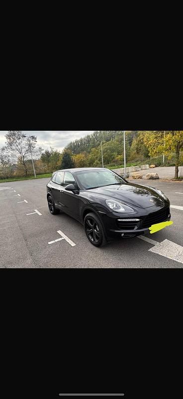 Second-hand Porsche Cayenne 400 CP (294 kW) 2012 Negru SUV