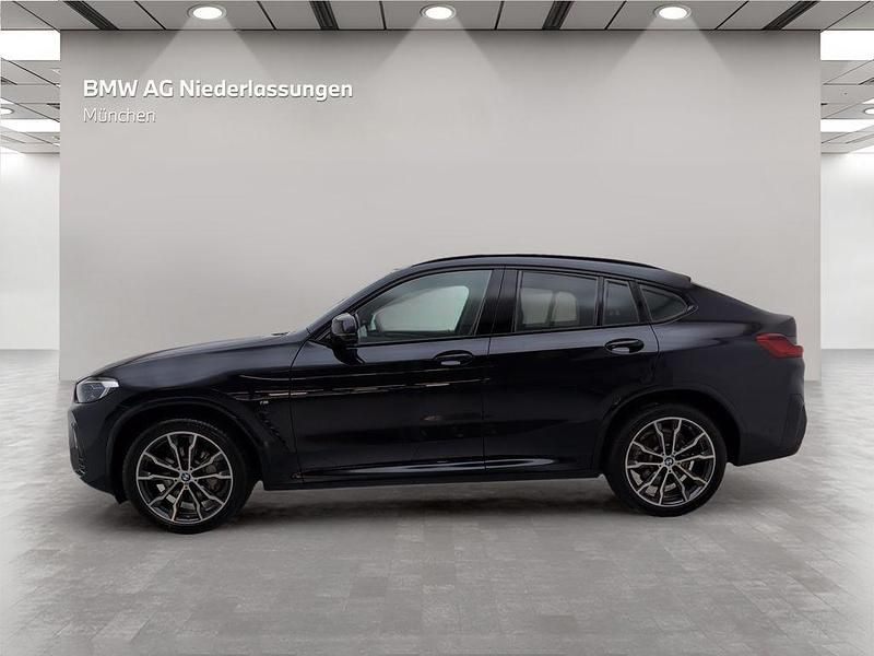 Gebraucht BMW X4 M Sport 252 PS (185 kW) 2025 Schwarz SUV