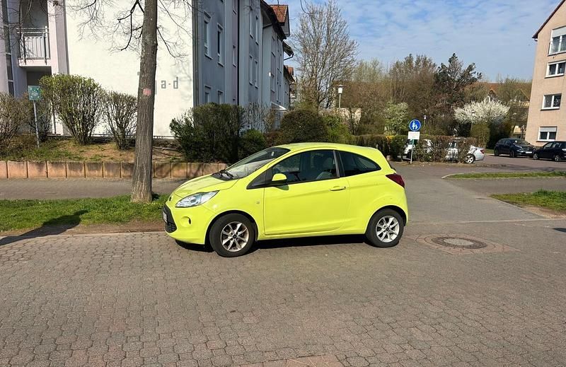 Gebraucht Ford Ka 69 PS (50 kW) 2013 Kleinwagen
