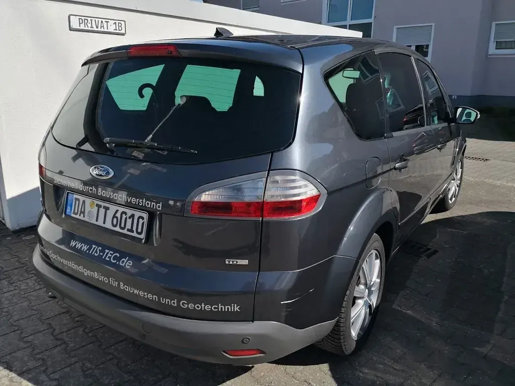 Gebraucht Ford S-MAX Titanium 140 PS (102 kW) 2007 Grau Van / Kleinbus