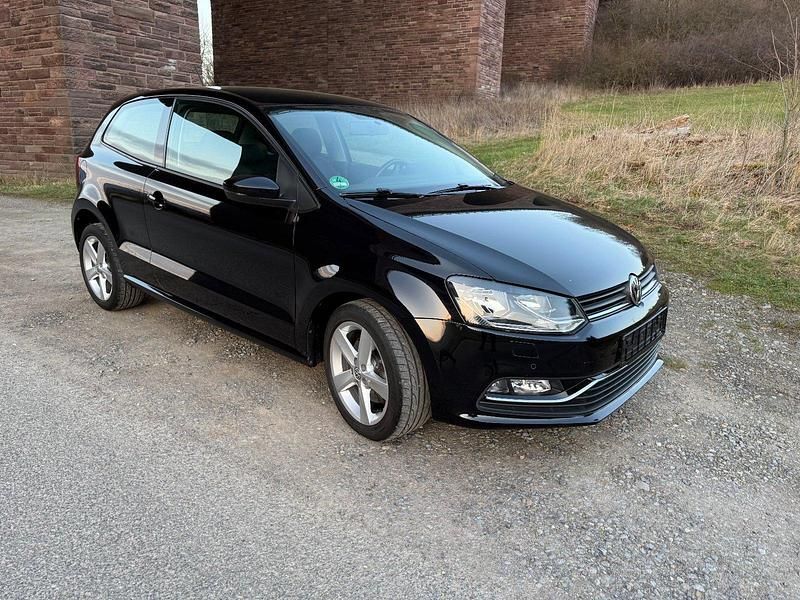Gebraucht VW Polo Highline 110 PS (80 kW) 2015 Schwarz Kleinwagen
