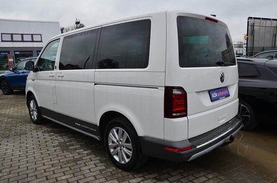 Gebraucht VW Multivan 204 PS (150 kW) 2017 Weiß Van / Kleinbus