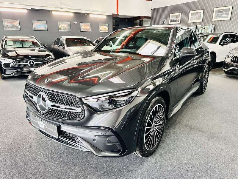 Graphitgrau Neu 2024 Mercedes GLC300 AMG Line Premium SUV | 76.690 € - Bild 1/4