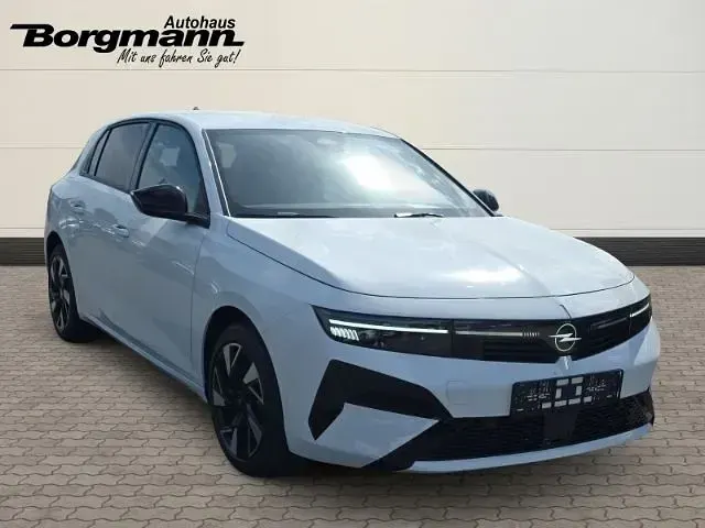 Neu Opel Astra 145 PS (106 kW) 2026 Weiss Limousine