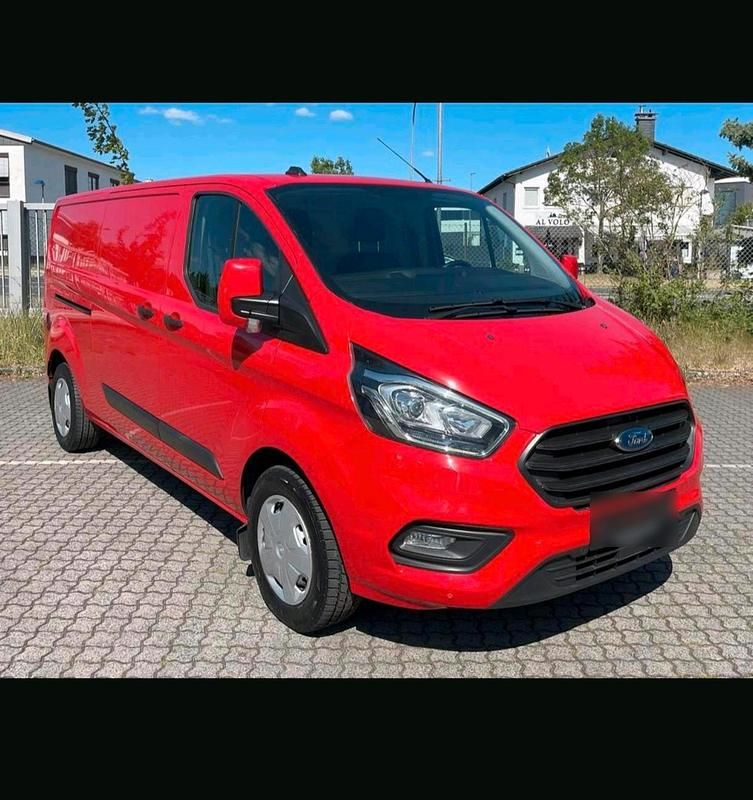 Second-hand Ford Transit 131 CP (96 kW) 2019 Roșu Monovolum