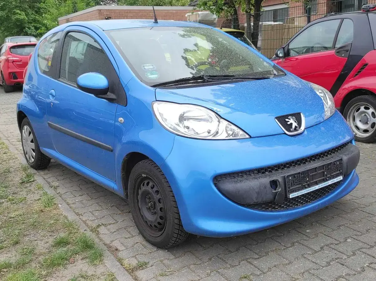 Gebraucht Peugeot 107 Filou 68 PS (50 kW) 2006 Lack blau linarite/metallic Kleinwagen