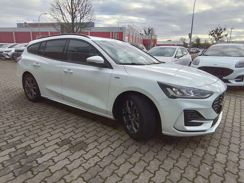 Usata Ford Focus ST-Line 125 CV (91 kW) 2024 Bianco Station wagon