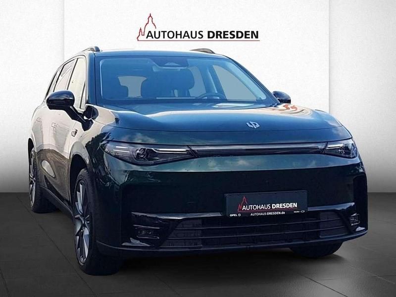 Neu Leapmotor C10 160 kW (218 PS) 2025 Grün (glazed green) SUV