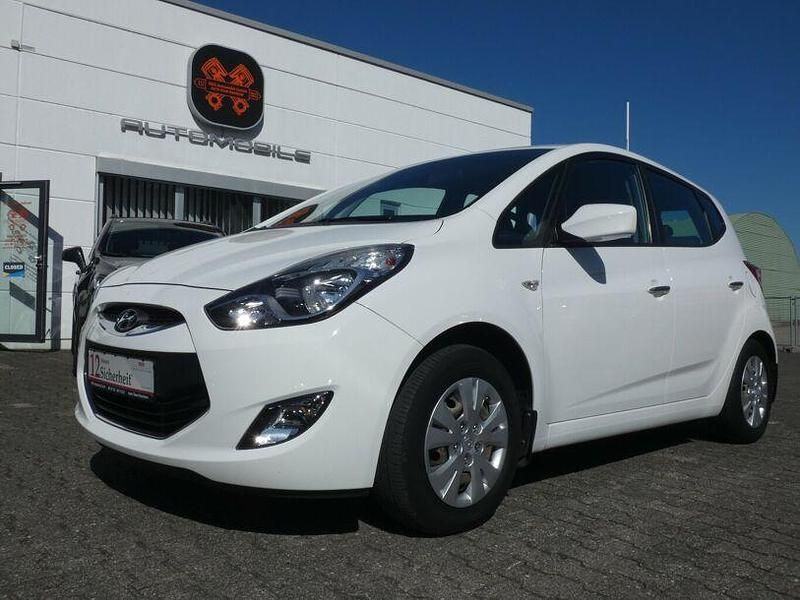 Weiß Gebraucht 2015 Hyundai ix20 Classic Kleinwagen | 6.990 € (Etwas zu teuer) - Bild 1/4