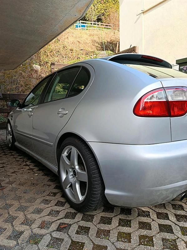Gebraucht Seat Leon FR 150 PS (110 kW) 2003 Silber Kleinwagen
