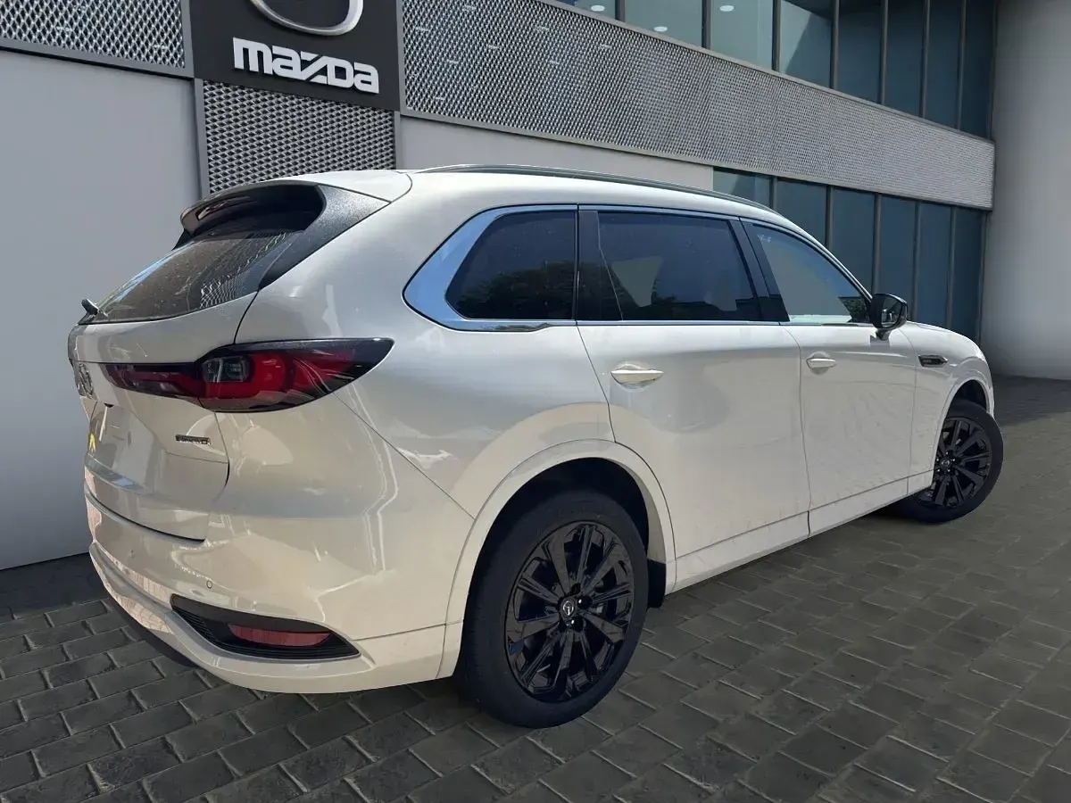 Neu Mazda CX-80 Homura-Line 254 PS (186 kW) 2026 Rhodium white SUV
