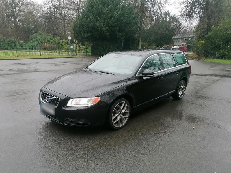 Gebraucht Volvo V70 165 PS (121 kW) 2012 Schwarz Kombi