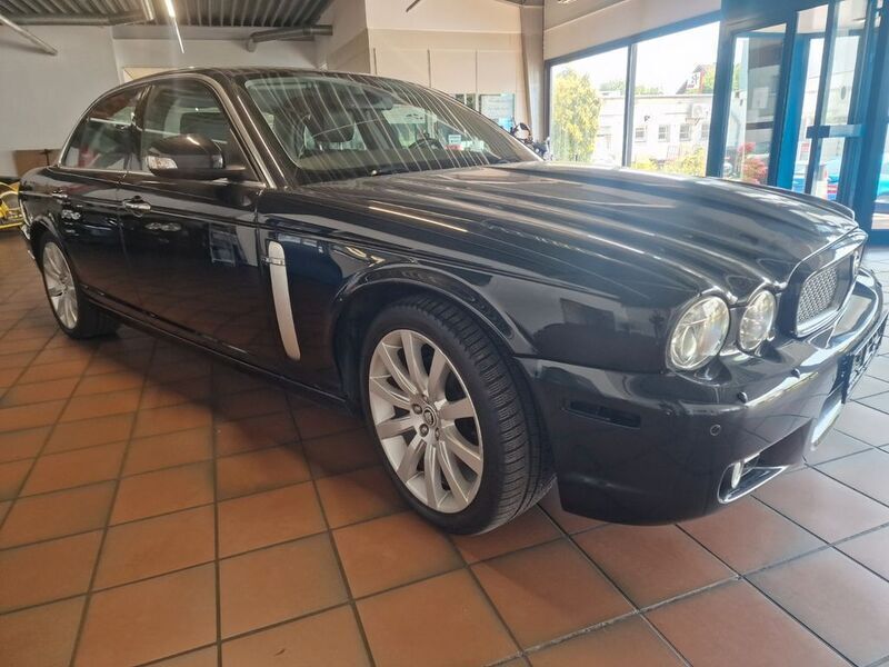 Gebraucht Jaguar XJ8 298 PS (219 kW) 2007 Schwarz Limousine