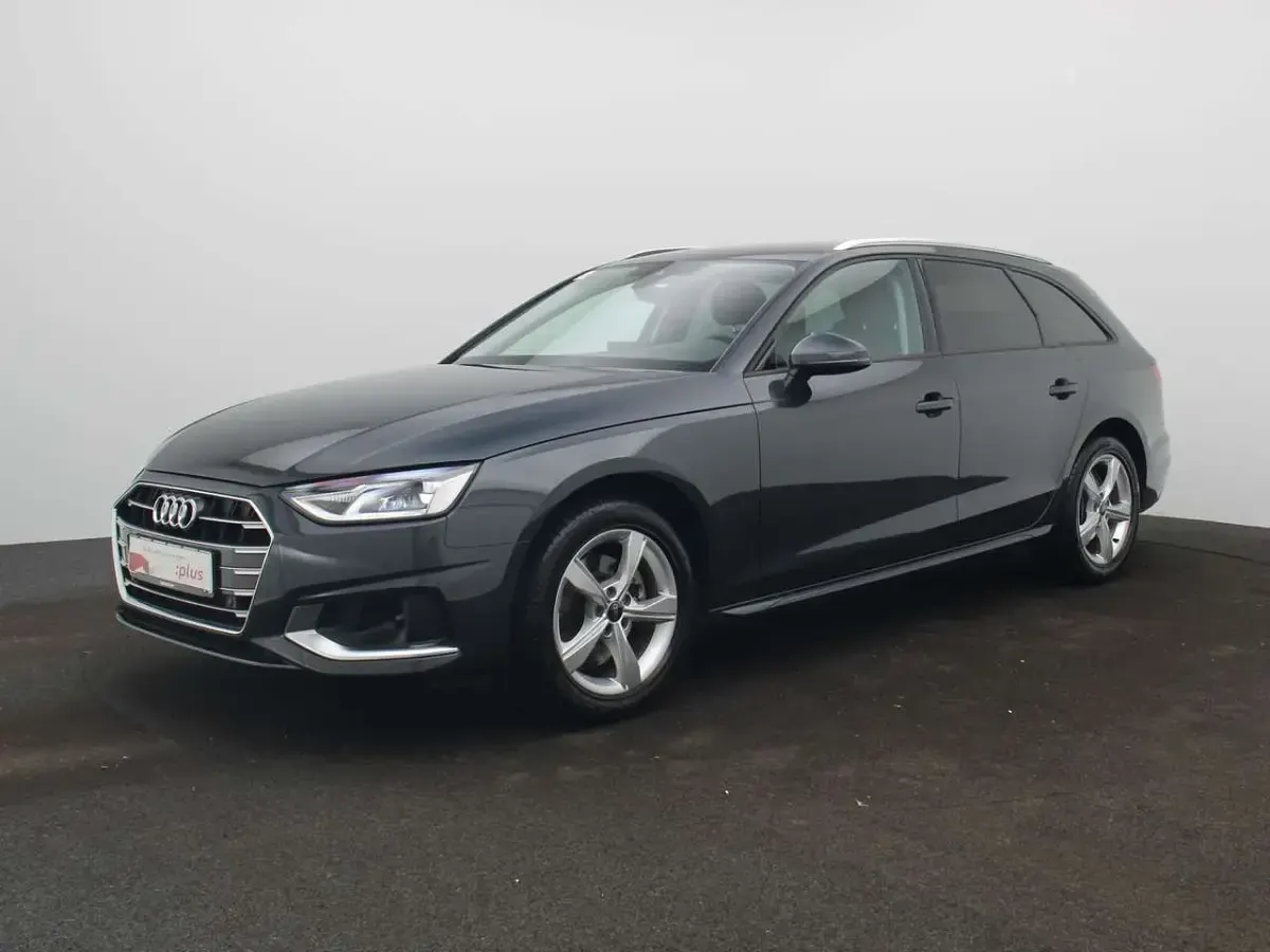 Usata Audi A4 Advanced Plus 163 CV (119 kW) 2024 Grigio Station wagon