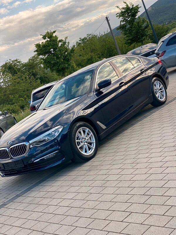 Schwarz Gebraucht 2019 BMW 530 Luxury Line Limousine | 24.500 € (Superpreis) - Bild 1/4