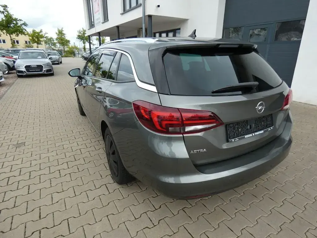 Gebraucht Opel Astra Innovation 150 PS (110 kW) 2019 Grau Kombi