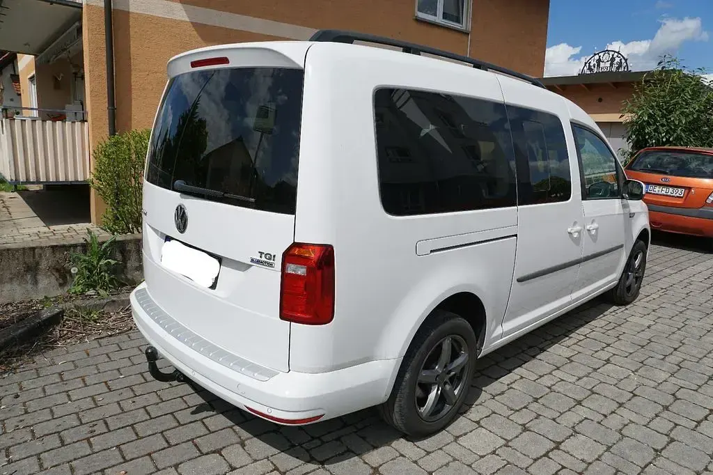 Gebraucht VW Caddy Maxi 150 PS (110 kW) 2017 Weiß Van / Kleinbus