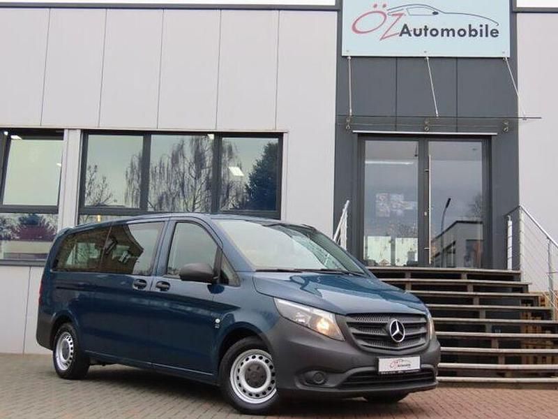 Blau Gebraucht 2017 Mercedes Vito Van | 18.900 € (Etwas zu teuer) - Bild 1/4