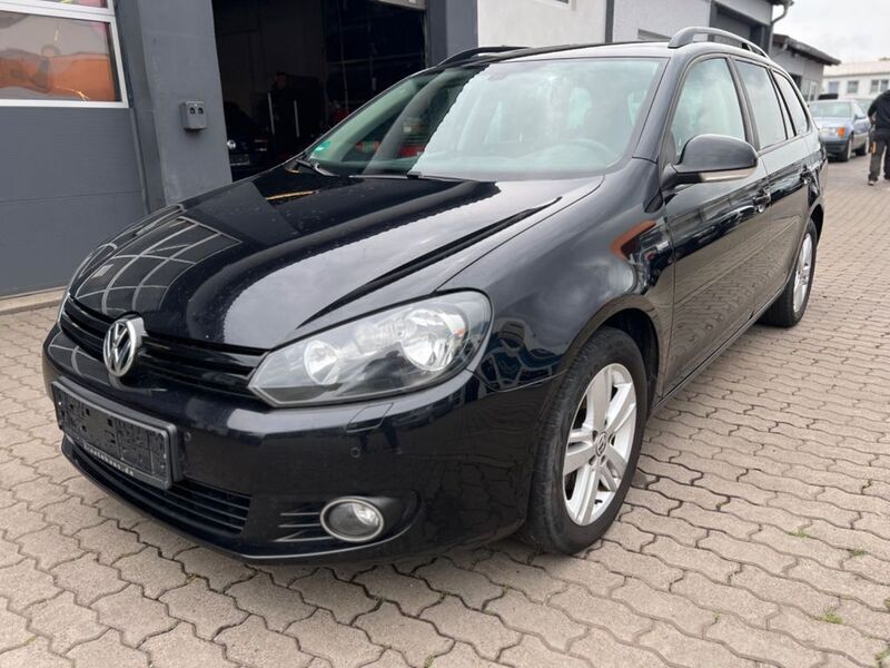 Schwarz Gebraucht 2013 VW Golf VI Match Kombi | 4.990 € (Fairer Preis) - Bild 1/4