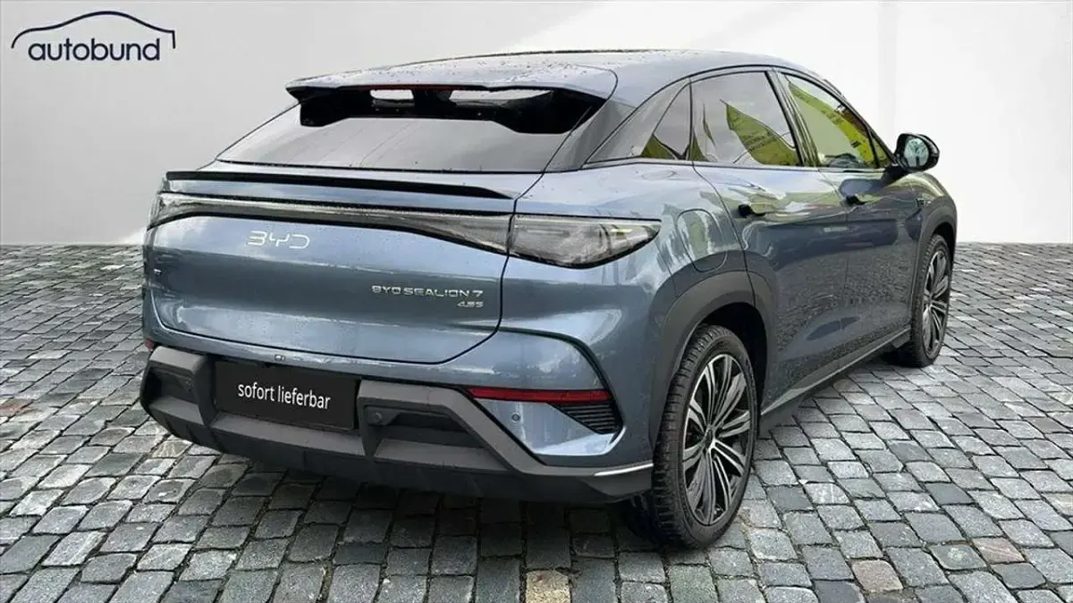 Uusi BYD Sealion 7 389 kW (530 HP) 2025 Harmaa Katumaasturi