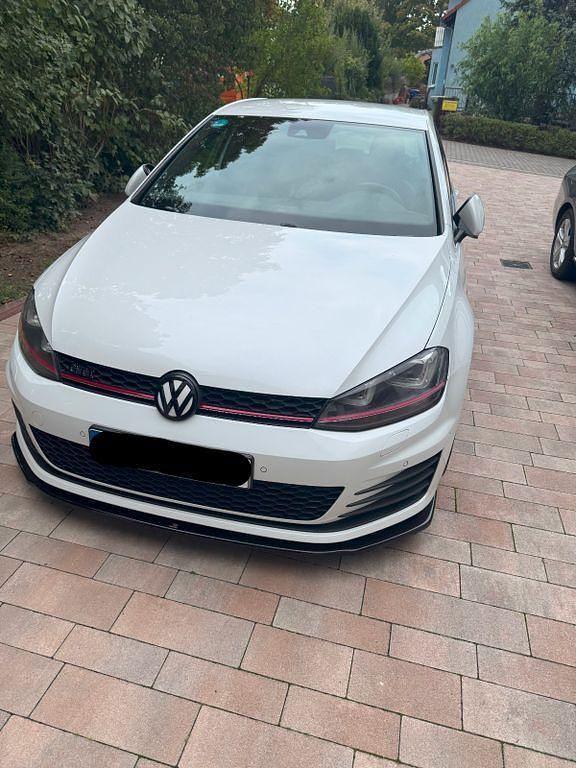 Weiß Gebraucht 2013 VW Golf VII GTI Limousine | 16.100 € (Etwas zu teuer) - Bild 1/4