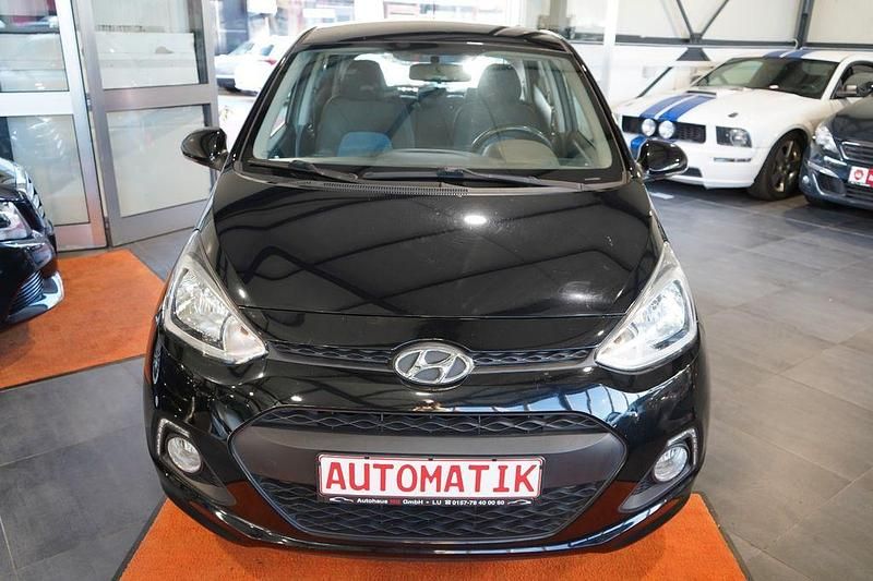 Gebraucht Hyundai i10 Style 87 PS (63 kW) 2014 Schwarz Kleinwagen
