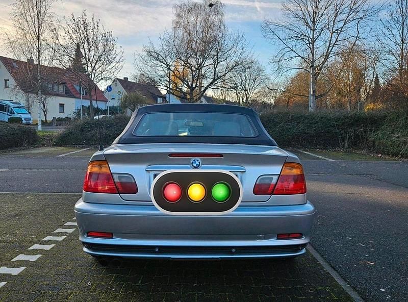 Gebraucht BMW 325 Cabriolet 192 PS (141 kW) 2002 Silber Cabrio