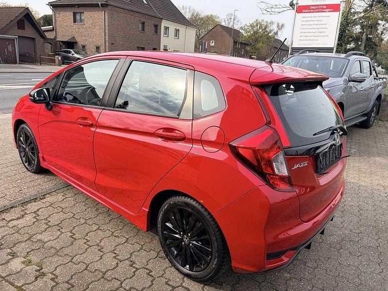 Gebraucht Honda Jazz Dynamic 131 PS (96 kW) 2019 Rot Kleinwagen